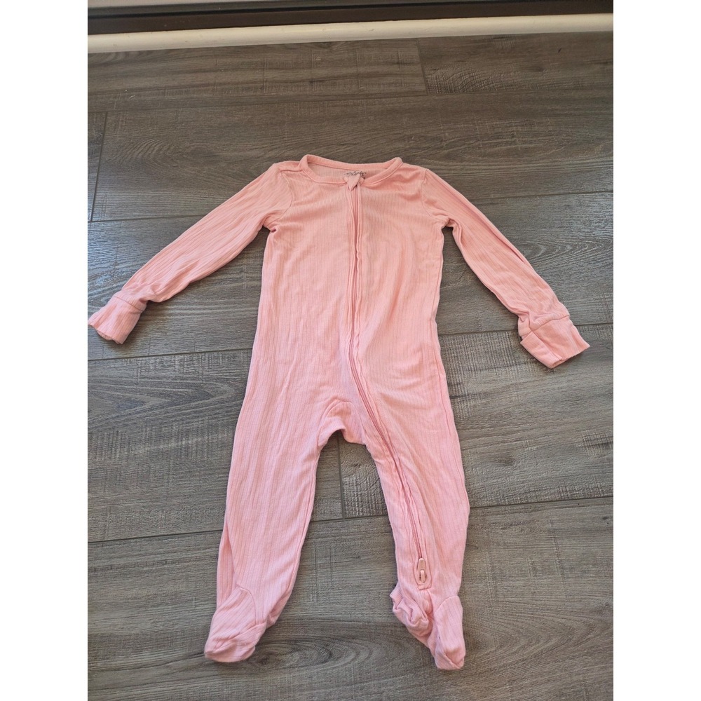 Carter's baby girl purely soft sleeper 6 mos